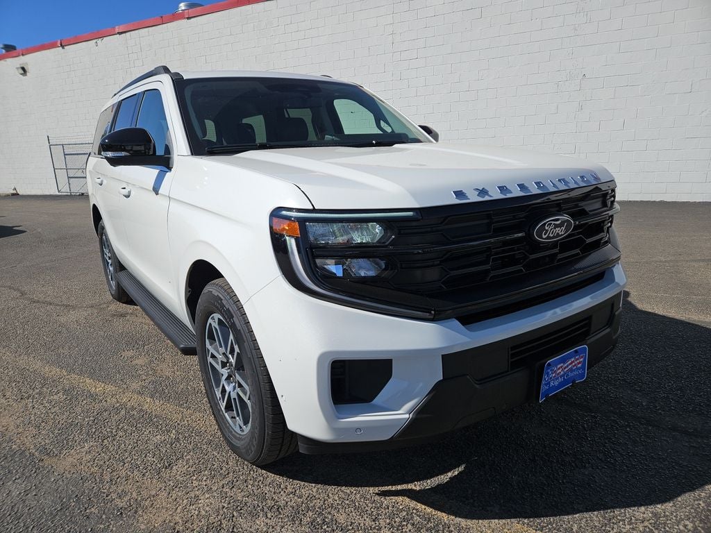 2025 Ford Expedition Active