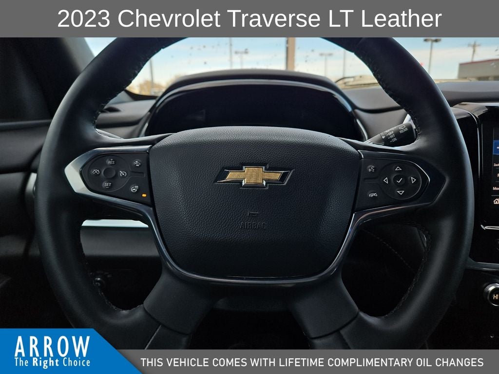2023 Chevrolet Traverse LT Leather