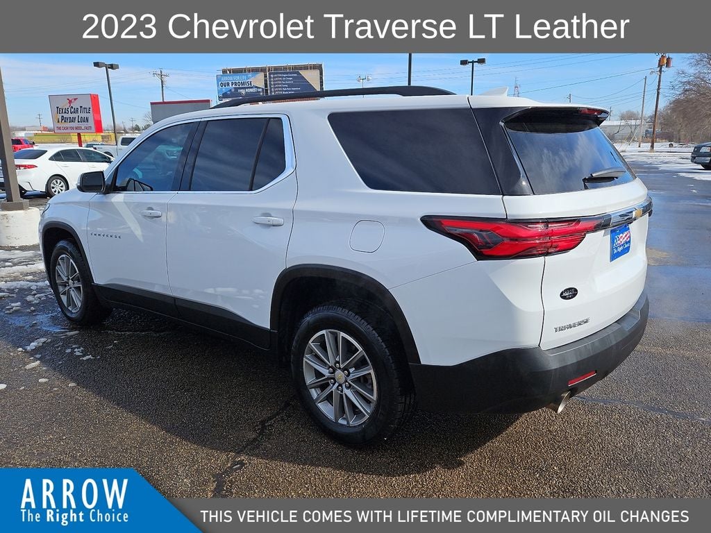 2023 Chevrolet Traverse LT Leather