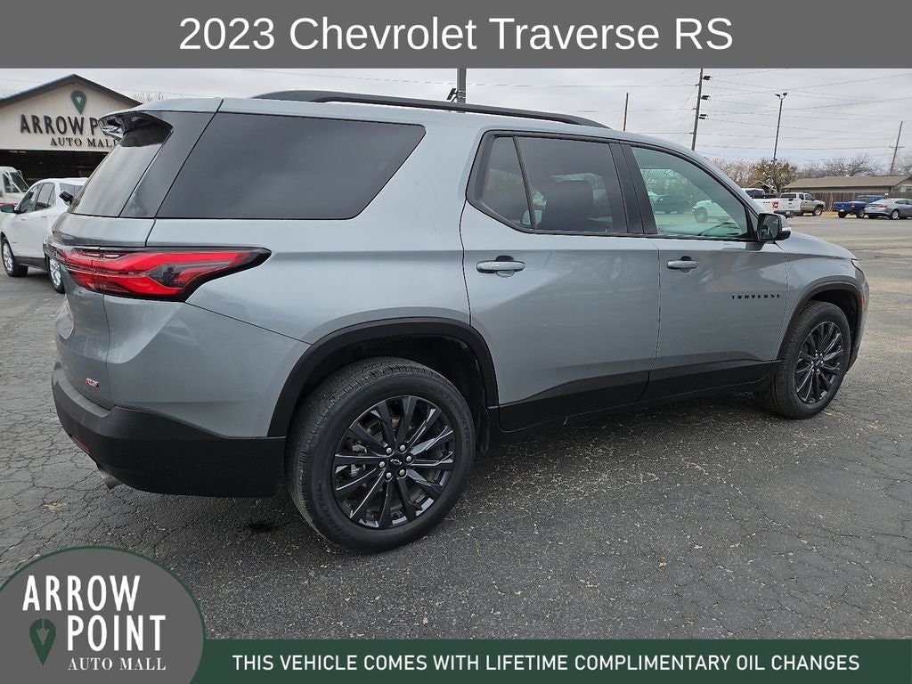 2023 Chevrolet Traverse RS