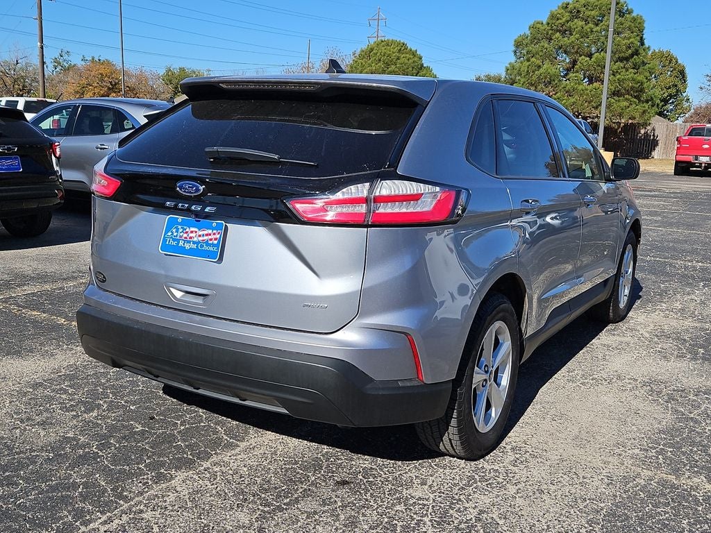 2022 Ford Edge SE