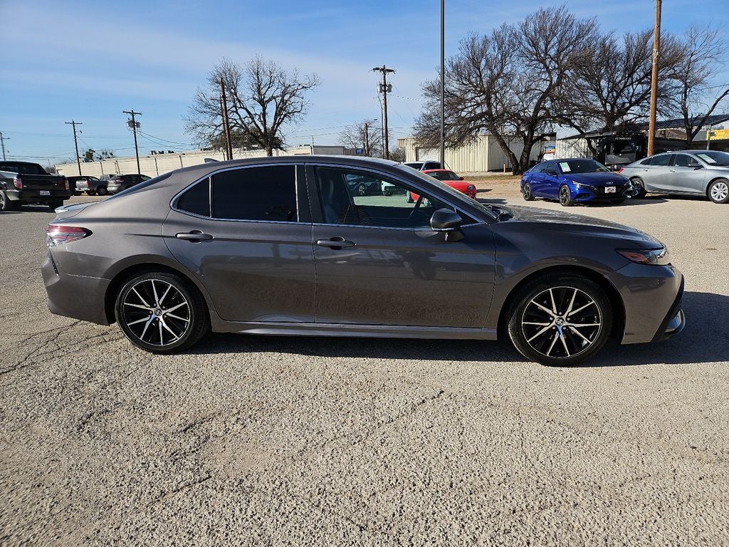 2023 Toyota Camry Hybrid SE