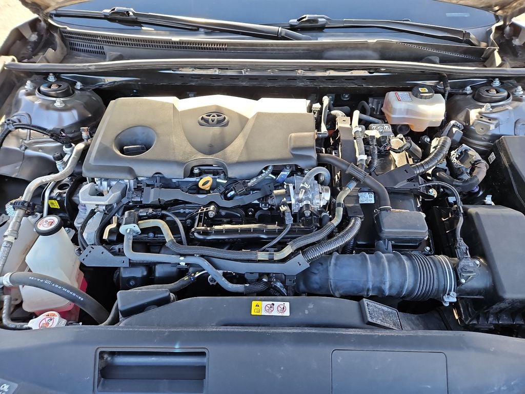 2023 Toyota Camry Hybrid SE